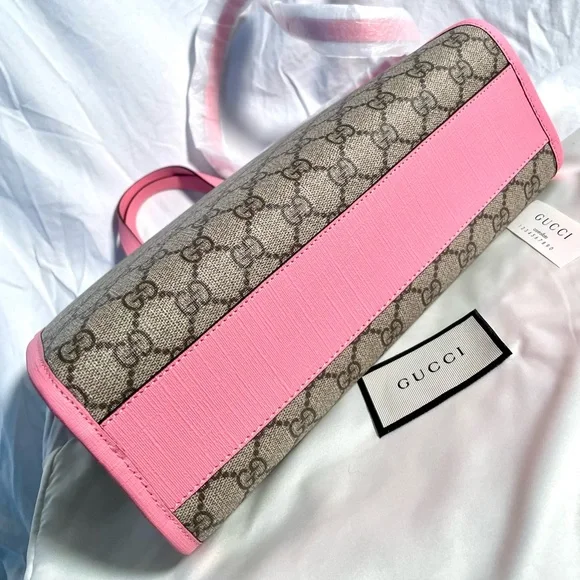 NWT GUCCI GG Supreme Strawberry Tote with Shoulder Strap - Picture 6 of 10